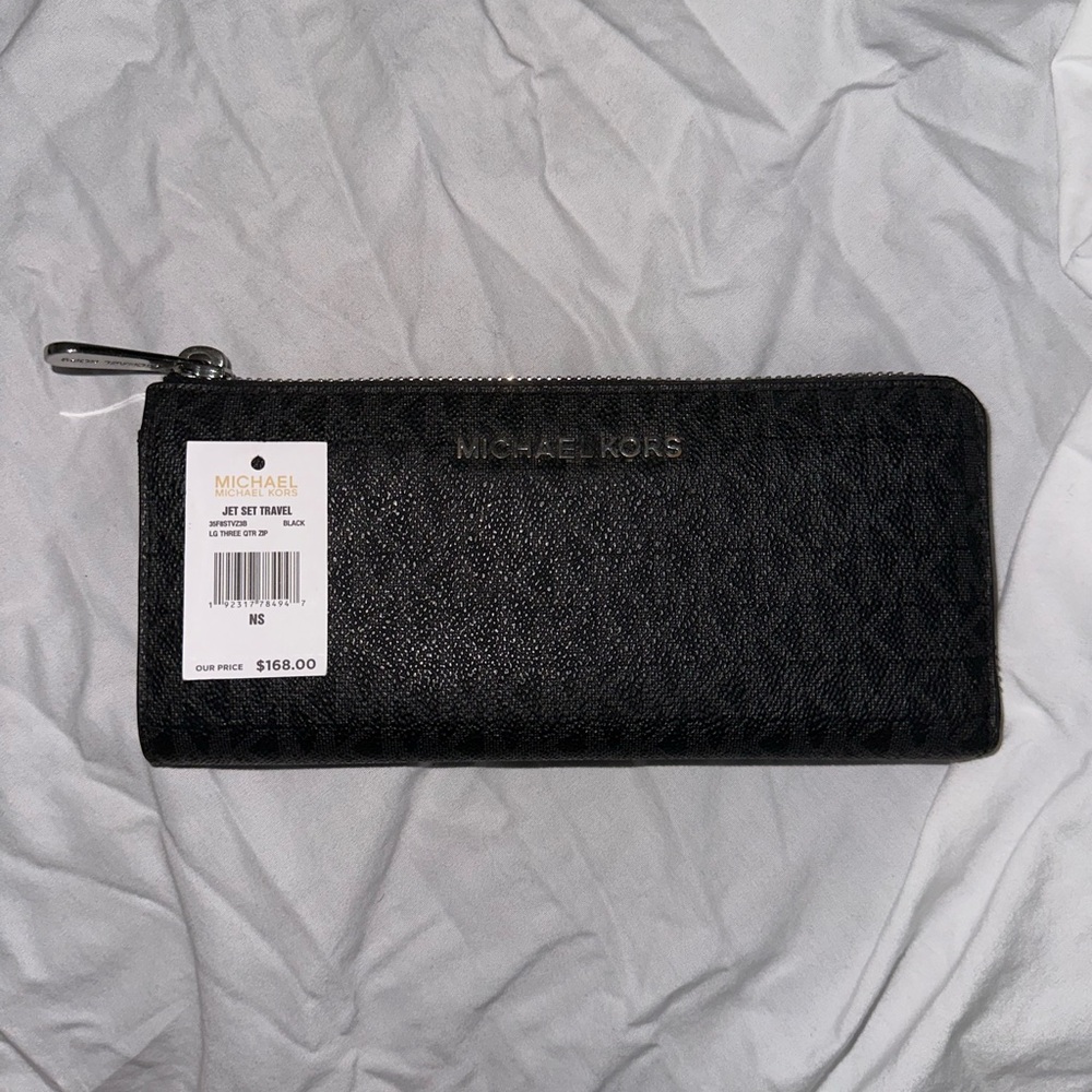 Michael Kors Black Jet Set Travel Zip-Around Wallet